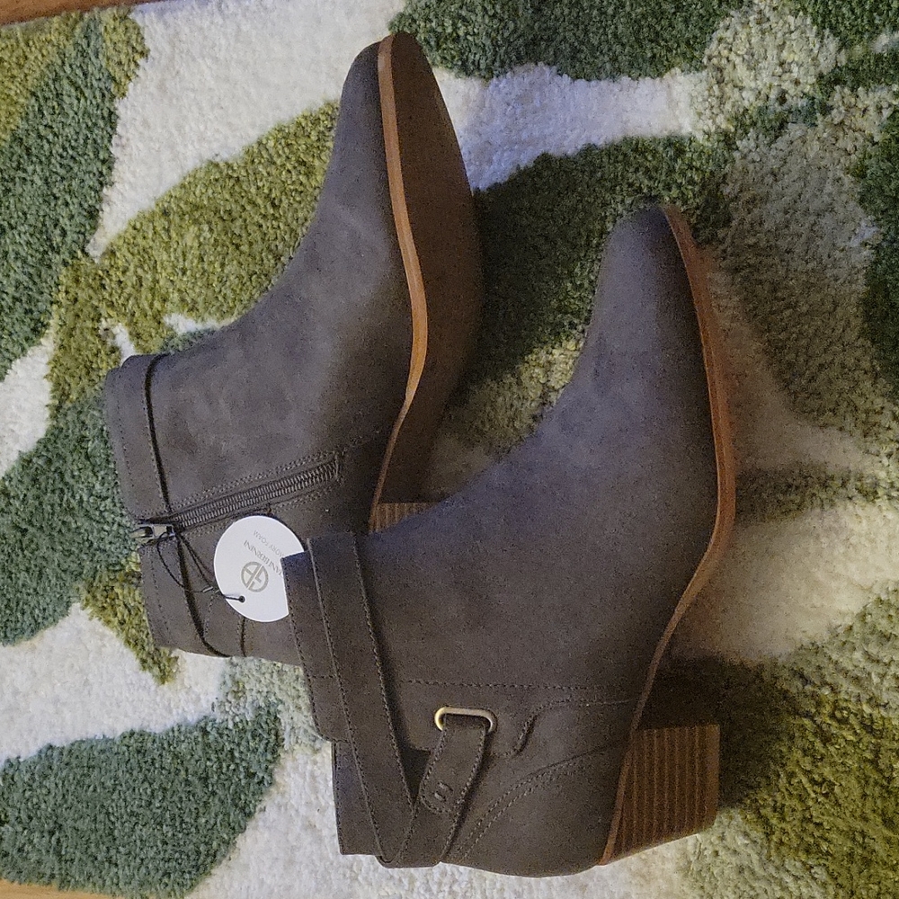 Giant Bernini - 9M - Granite